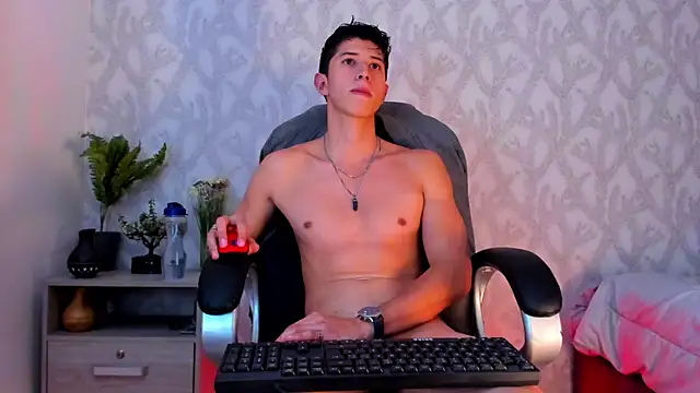 Snapshot of Dorianmistery2322_ chatting on 01/20/25, 06:31 Dorianmistery2322  online show from 01/20/25, 06:31