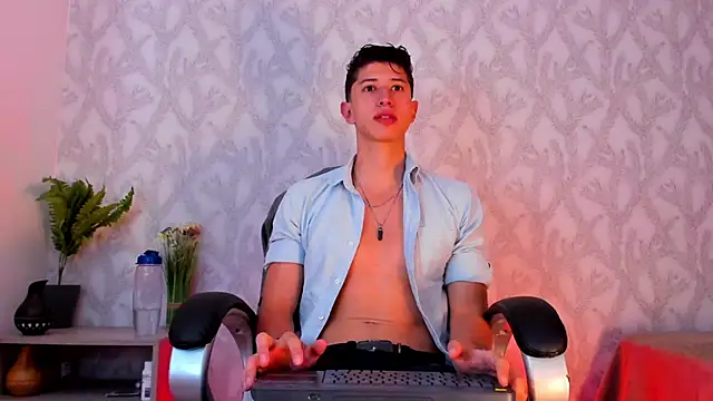 Snapshot of Dorianmistery2322_ chatting on 01/24/25, 04:59 Dorianmistery2322  online show from 01/24/25, 04:59