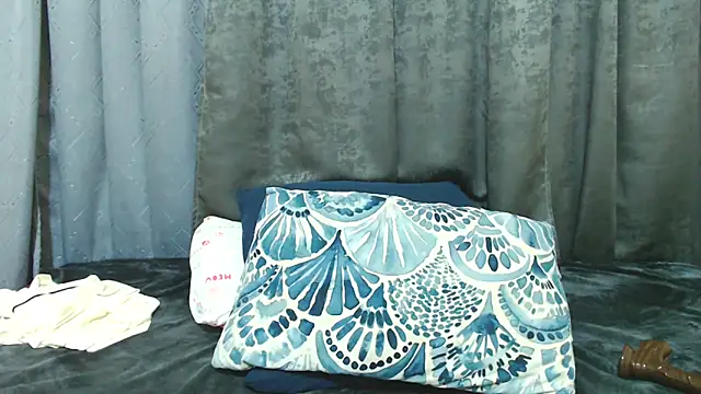Snapshot of kittykhloe22 chatting on 06/08/26, 01:28 kittykhloe22 online show from 06/08/26, 01:28