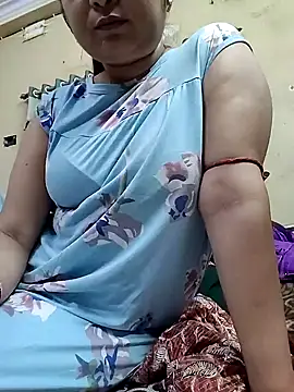 Snapshot of Royalgirl667 chatting on 12/11/24, 04:53 Royalgirl667 online show from 12/11/24, 04:53