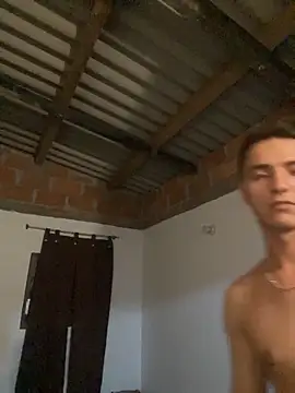 TeAyudoAVenirte3000 online show from 11/29/25, 08:17