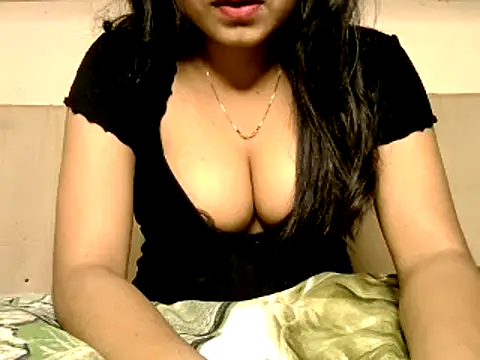 Snapshot of Sanjana_Gupta chatting on 04/19/26, 08:24 Sanjana Gupta online show from 04/19/26, 08:24