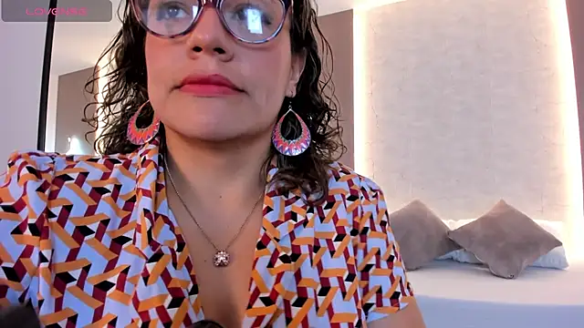 gipsela gomez online show from 09/11/25, 07:36