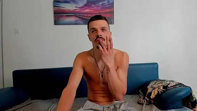 Snapshot of DonyBrown chatting on 01/19/25, 10:28 DonyBrown online show from 01/19/25, 10:28