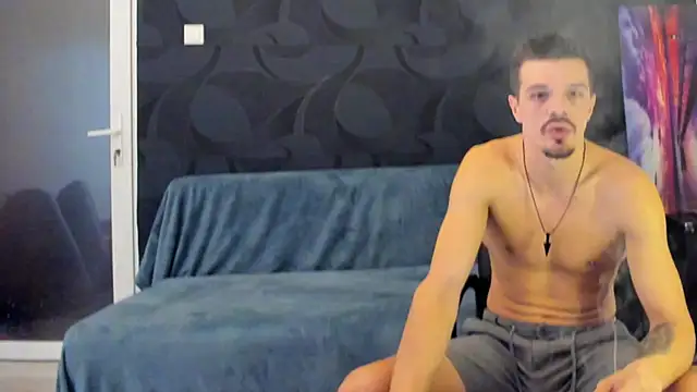 Snapshot of DonyBrown chatting on 02/04/25, 03:54 DonyBrown online show from 02/04/25, 03:54