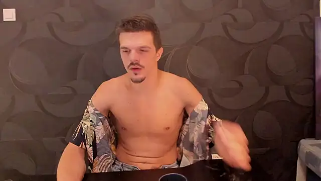 Snapshot of DonyBrown chatting on 02/25/25, 04:46 DonyBrown online show from 02/25/25, 04:46