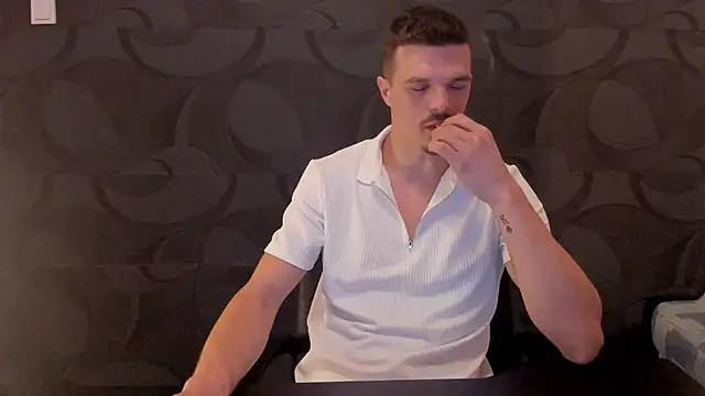 Snapshot of DonyBrown chatting on 03/12/25, 02:52 DonyBrown online show from 03/12/25, 02:52