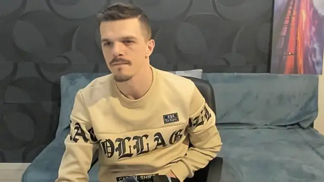 Snapshot of DonyBrown chatting on 03/15/25, 01:19 DonyBrown online show from 03/15/25, 01:19