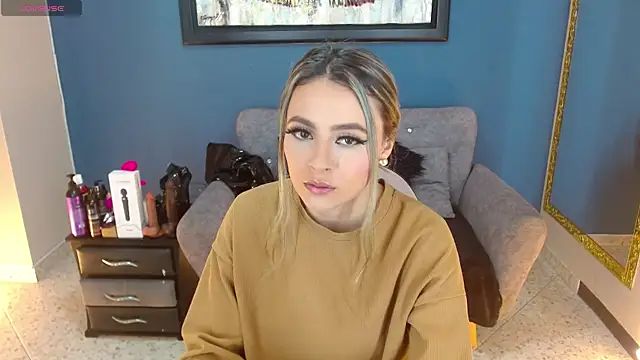 Snapshot of miacarperr1 chatting on 03/15/25, 08:43 miacarperr1 online show from 03/15/25, 08:43