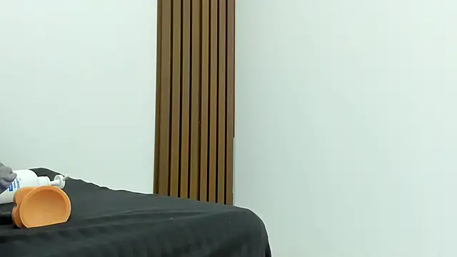 Snapshot of Mariia_Cooper1 chatting on 12/06/24, 05:44 Mariia Cooper1 online show from 12/06/24, 05:44