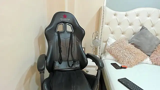 Snapshot of Tyler_Rodriguez chatting on 01/22/25, 02:24 Tyler Rodriguez online show from 01/22/25, 02:24