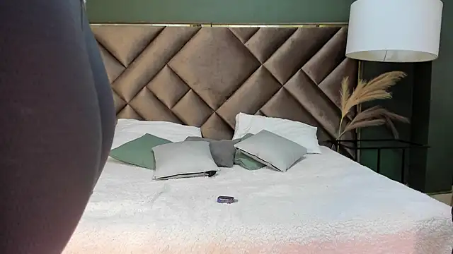 Snapshot of Tyler_Rodriguez chatting on 03/19/25, 06:35 Tyler Rodriguez online show from 03/19/25, 06:35