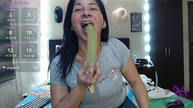 Rachell 111 online show from 01/29/25, 10:43