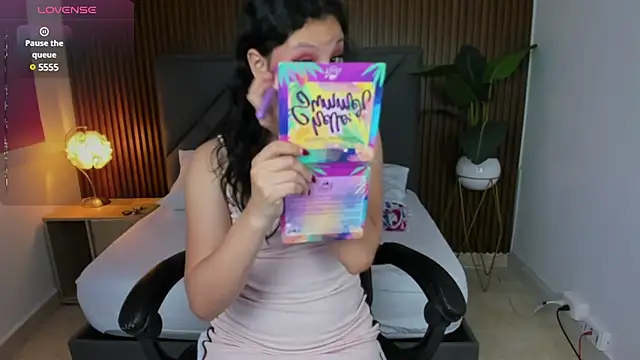 Snapshot of dulce_natyy chatting on 02/25/25, 02:14 dulce natyy online show from 02/25/25, 02:14