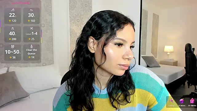 Snapshot of dulce_natyy chatting on 12/17/25, 02:17 dulce natyy online show from 12/17/25, 02:17