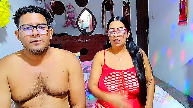 Snapshot of rosi_pamela chatting on 12/05/25, 09:00 rosi pamela online show from 12/05/25, 09:00