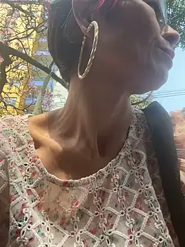 MireyaTorresGu online show from 01/21/25, 05:20