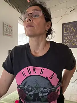 MireyaTorresGu online show from 07/11/26, 05:59