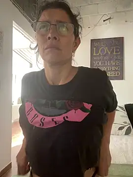 MireyaTorresGu online show from 07/12/26, 03:36