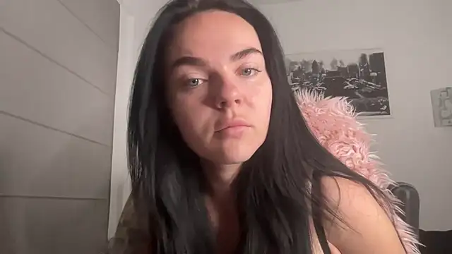 yorkshiregal online show from 12/06/24, 04:03