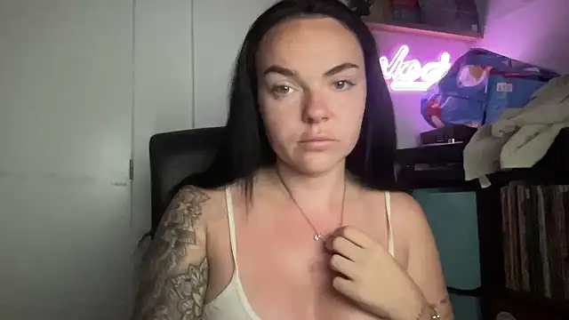 yorkshiregal online show from 09/14/25, 05:39