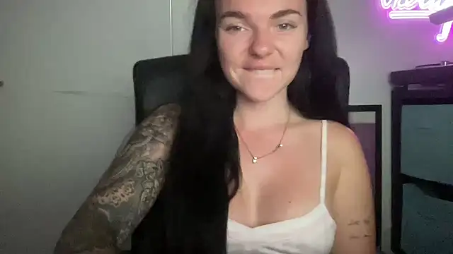 yorkshiregal online show from 09/16/25, 06:47