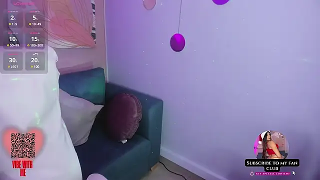 MiaDlucca online show from 01/22/25, 08:38