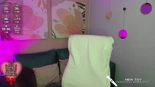 MiaDlucca online show from 02/03/25, 08:35