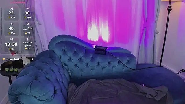 MiaDlucca online show from 02/23/25, 07:22