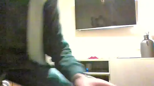 Snapshot of Hectorthyssen1 chatting on 12/27/24, 12:07 Hectorthyssen1 online show from 12/27/24, 12:07