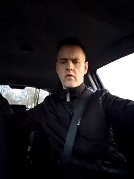 Snapshot of Hectorthyssen1 chatting on 01/27/25, 04:33 Hectorthyssen1 online show from 01/27/25, 04:33