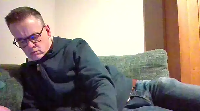 Snapshot of Hectorthyssen1 chatting on 02/02/25, 11:00 Hectorthyssen1 online show from 02/02/25, 11:00