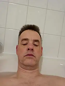 Snapshot of Hectorthyssen1 chatting on 02/08/25, 07:27 Hectorthyssen1 online show from 02/08/25, 07:27