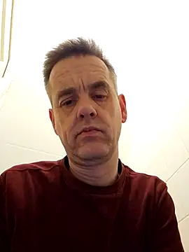 Snapshot of Hectorthyssen1 chatting on 02/14/25, 07:23 Hectorthyssen1 online show from 02/14/25, 07:23