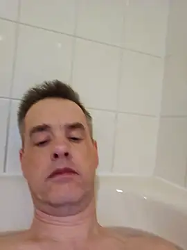 Snapshot of Hectorthyssen1 chatting on 02/18/25, 08:14 Hectorthyssen1 online show from 02/18/25, 08:14