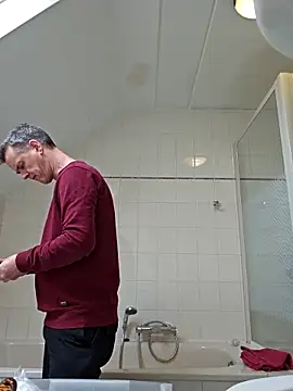 Snapshot of Hectorthyssen1 chatting on 02/28/25, 12:09 Hectorthyssen1 online show from 02/28/25, 12:09