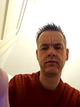 Snapshot of Hectorthyssen1 chatting on 03/03/25, 11:11 Hectorthyssen1 online show from 03/03/25, 11:11