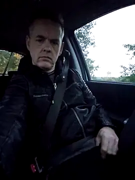 Snapshot of Hectorthyssen1 chatting on 10/29/25, 04:20 Hectorthyssen1 online show from 10/29/25, 04:20