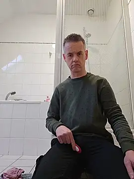 Hectorthyssen1 online show from 02/13/26, 04:03