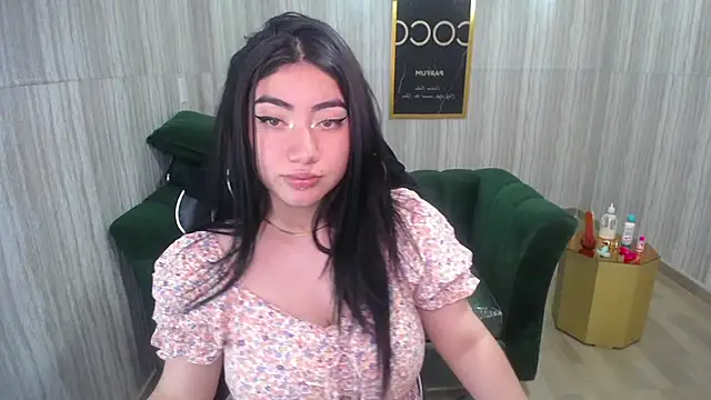 Snapshot of melodii_t chatting on 12/02/24, 04:42 melodii t online show from 12/02/24, 04:42