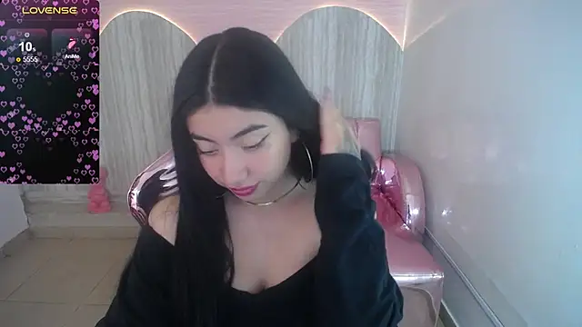 Snapshot of melodii_t chatting on 12/10/24, 01:22 melodii t online show from 12/10/24, 01:22