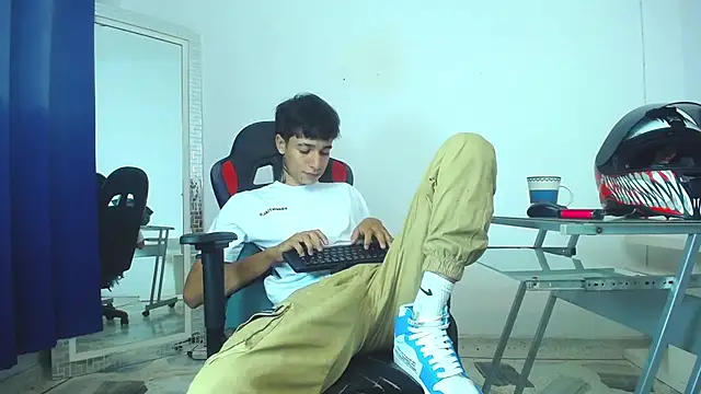 Zacktk7 online show from 01/07/25, 12:03