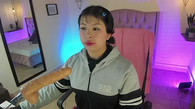 Namiko Park online show from 01/13/25, 12:56