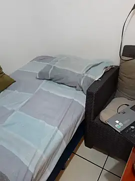 Snapshot of miketripi420 chatting on 12/08/24, 12:07 miketripi420 online show from 12/08/24, 12:07