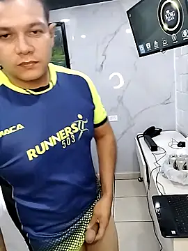 Snapshot of miketripi420 chatting on 11/13/25, 12:53 miketripi420 online show from 11/13/25, 12:53