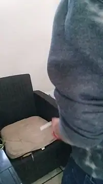 Snapshot of miketripi420 chatting on 12/14/25, 02:55 miketripi420 online show from 12/14/25, 02:55