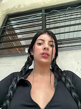 Baby Niels online show from 03/21/25, 07:46