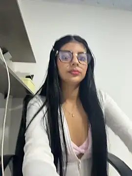 Baby Niels online show from 11/26/25, 08:54