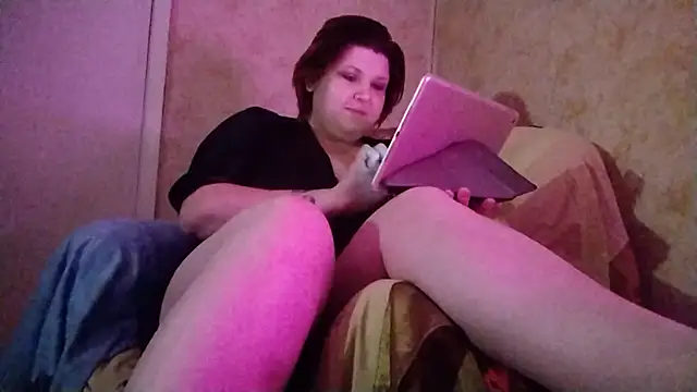 MalloryBartlett online show from 12/25/24, 01:09