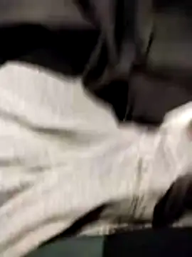 Snapshot of JulesG18 chatting on 02/07/26, 02:54 JulesG18 online show from 02/07/26, 02:54